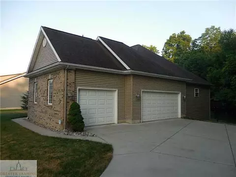 2130 Arbor Meadows Dr, Dewitt, MI 48820 photo 3
