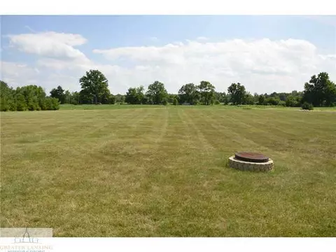 96 Three Oaks, Okemos, MI 48864 photo 10