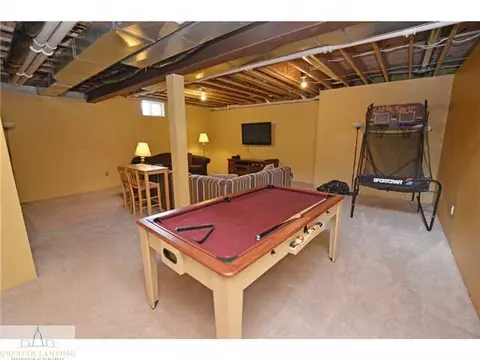 96 Three Oaks, Okemos, MI 48864 photo 6