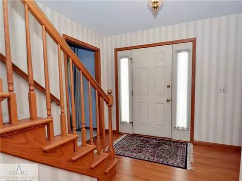 191 Newman, Williamston, MI 48895 photo 3