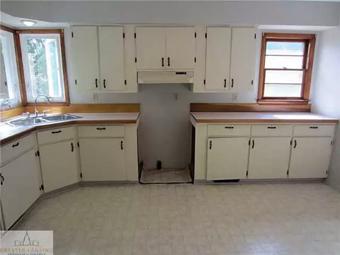5497 Maple Rd, Saint Johns, MI 48879 photo 9