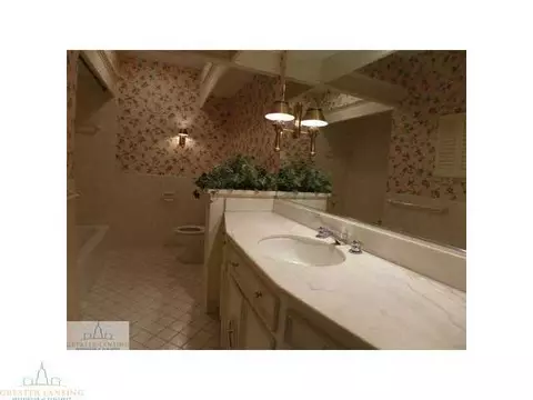 4217 Barton, Lansing, MI 48917 photo 9