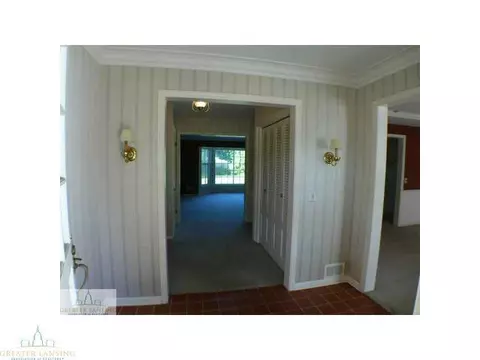 4217 Barton, Lansing, MI 48917 photo 8