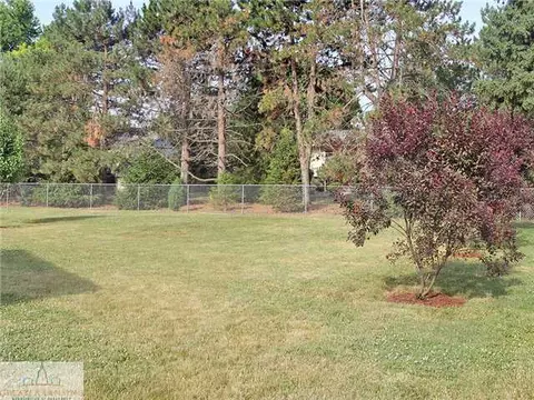 5537 Marsh, Haslett, MI 48840 photo 21