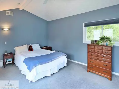 5537 Marsh, Haslett, MI 48840 photo 8