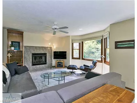3965 Camperdown Dr, Lansing, MI 48911 photo 4