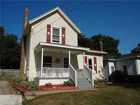 314 Spring, Grand Ledge, MI 48837 photo 3