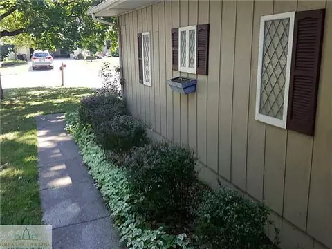 1821 Persimmon Path, Holt, MI 48842 photo 3