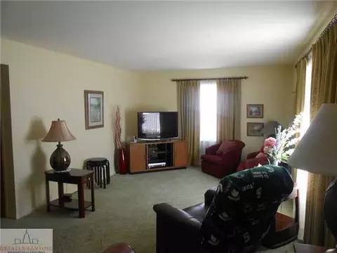 4400 Devonshire, Lansing, MI 48910 photo 10