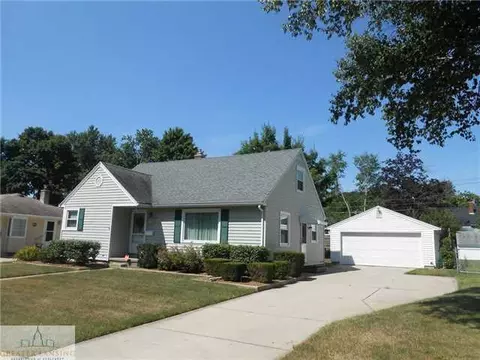 4400 Devonshire, Lansing, MI 48910 photo 1