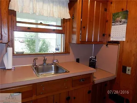 410 N N Brg, Dewitt, MI 48820 photo 20