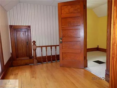 410 N N Brg, Dewitt, MI 48820 photo 11