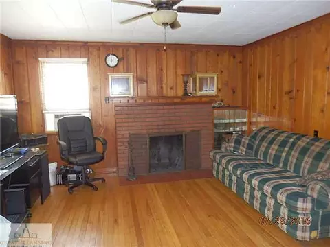 410 N N Brg, Dewitt, MI 48820 photo 19