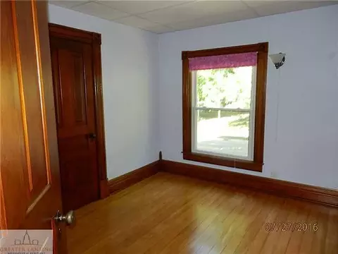 410 N N Brg, Dewitt, MI 48820 photo 12