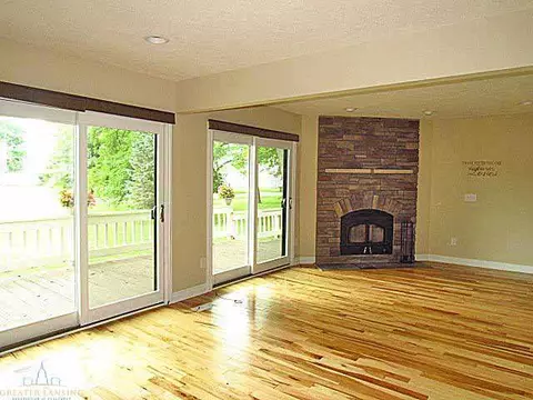 6304 E Quail, Haslett, MI 48840 photo 3