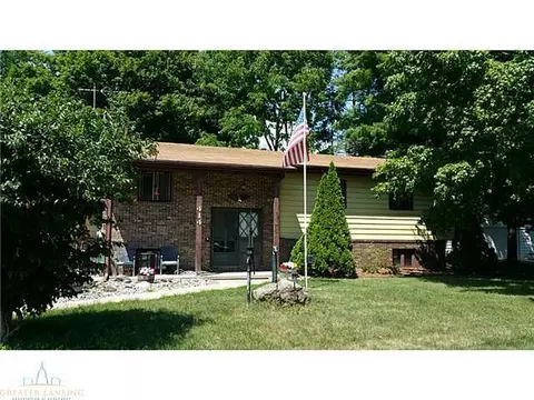 414 Washington, Dewitt, MI 48820 photo 1