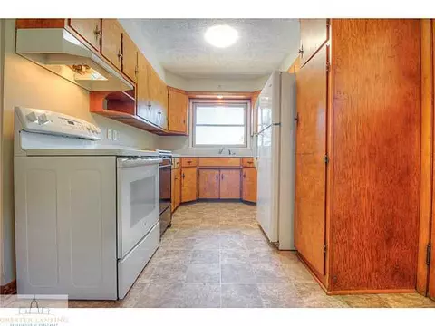 11268 Watson Rd, Bath, MI 48808 photo 2