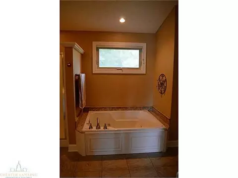 5518 Jessael, Bath, MI 48808 photo 16