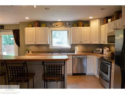 5518 Jessael, Bath, MI 48808 photo 7