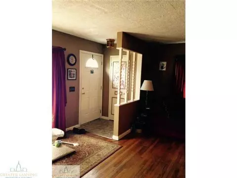916 Fitting Ave, Lansing, MI 48917 photo 3