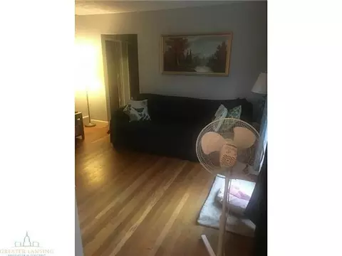 916 Fitting Ave, Lansing, MI 48917 photo 5