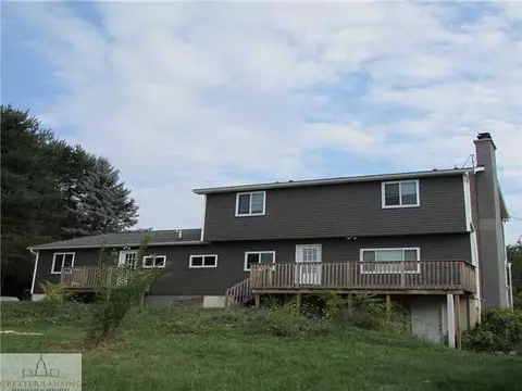 10401 E Lovejoy, Perry, MI 48872 photo 2