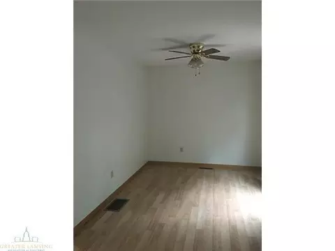 920 Divison St, Owosso, MI 48867 photo 7