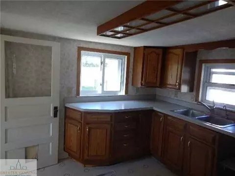 9077 W Herbison Rd, Eagle, MI 48822 photo 3
