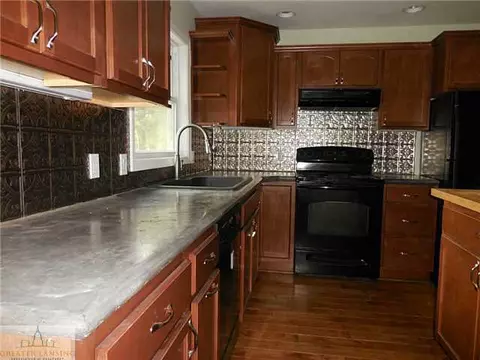 1778 E Webb Rd, Dewitt, MI 48820 photo 11