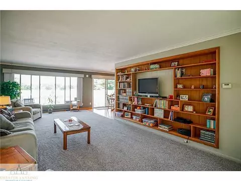 11377 E River Dr, Dewitt, MI 48820 photo 8
