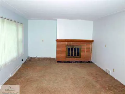 1691 Sherbrook Rd, Lansing, MI 48906 photo 8