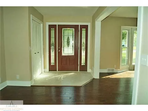 4006 Barton Rd, Lansing, MI 48917 photo 4