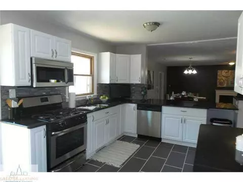 112 Webb Dr, Dewitt, MI 48820 photo 9