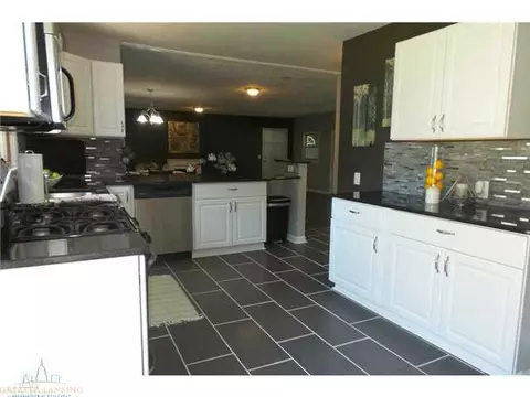 112 Webb Dr, Dewitt, MI 48820 photo 10