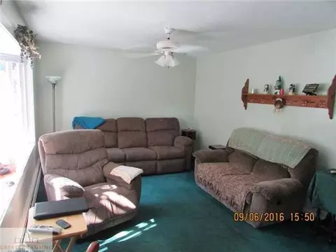 15089 Chetwyn, Lansing, MI 48906 photo 3