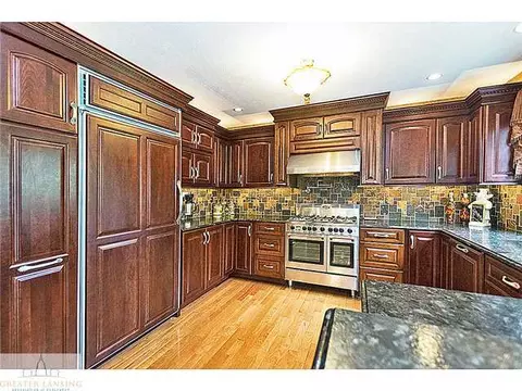 13013 Primrose Ln, Dewitt, MI 48820 photo 10