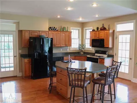 12520 Herbison Rd, Bath, MI 48808 photo 3