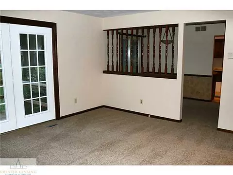 200 Manchester, Dewitt, MI 48820 photo 2