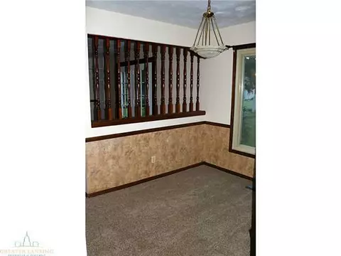200 Manchester, Dewitt, MI 48820 photo 4