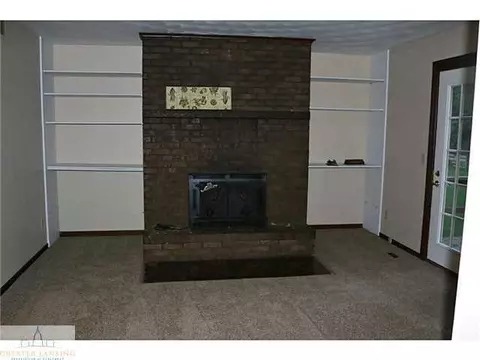 200 Manchester, Dewitt, MI 48820 photo 3