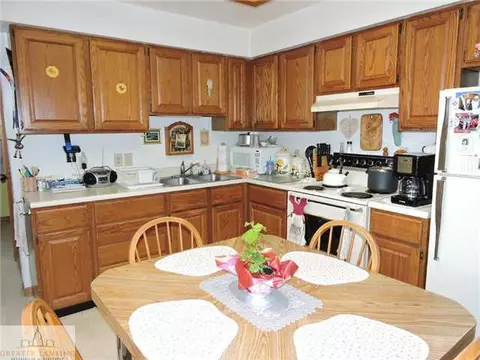 12201 S Francis Rd, Dewitt, MI 48820 photo 4