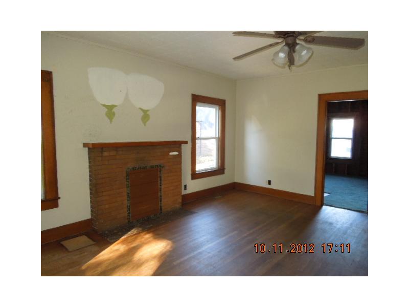 313 S Pendleton, Pendleton, IN 46064 photo 1
