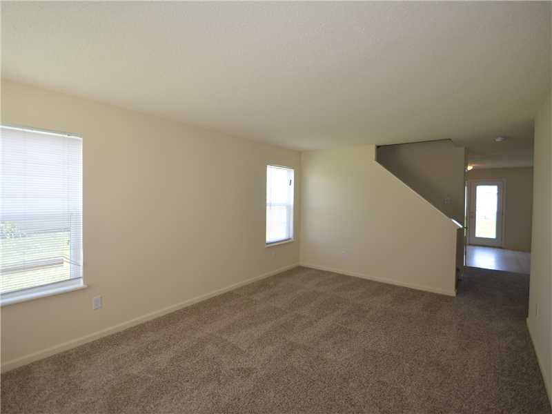 1439 Dowell St, Greenwood, IN 46143 photo 2