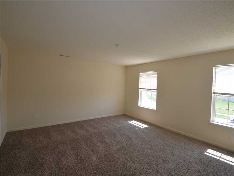 1439 Dowell St, Greenwood, IN 46143 photo 6
