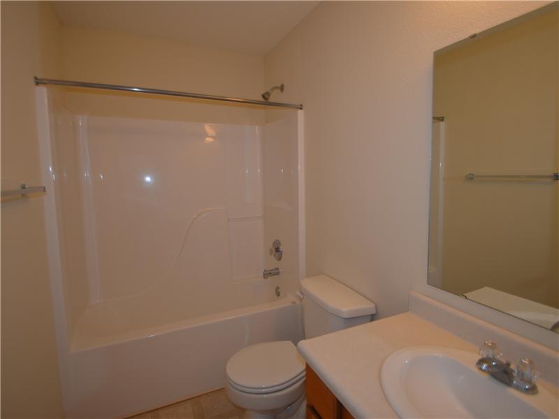 1439 Dowell St, Greenwood, IN 46143 photo 22
