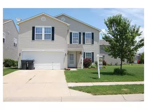 8416 S Rising Sun Dr, Pendleton, IN 46064 photo 1