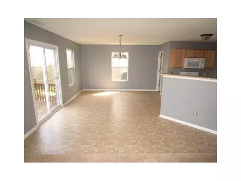 8316 S Firefly Dr, Pendleton, IN 46064 photo 5