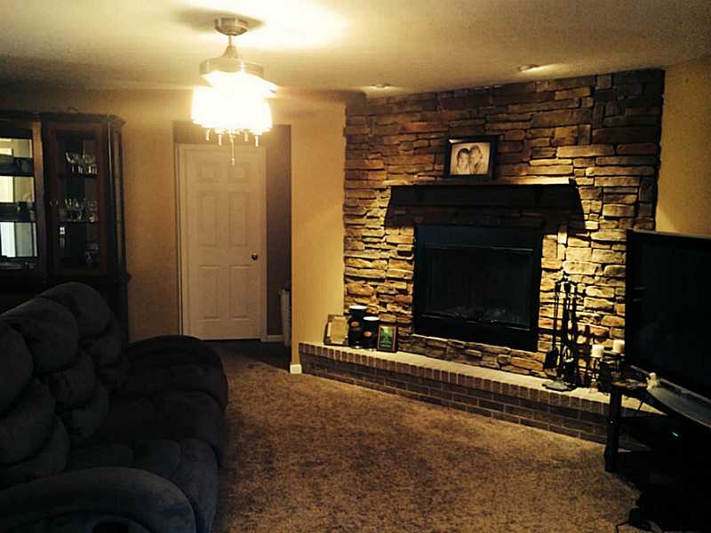 215 E Maple St, Roachdale, IN 46172 photo 18