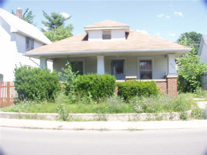 2722 Main St, Anderson, IN 46016 photo 1