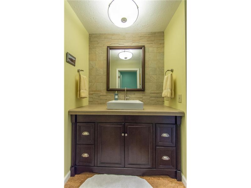 618 W Soutar Dr, Bloomington, IN 47403 photo 18